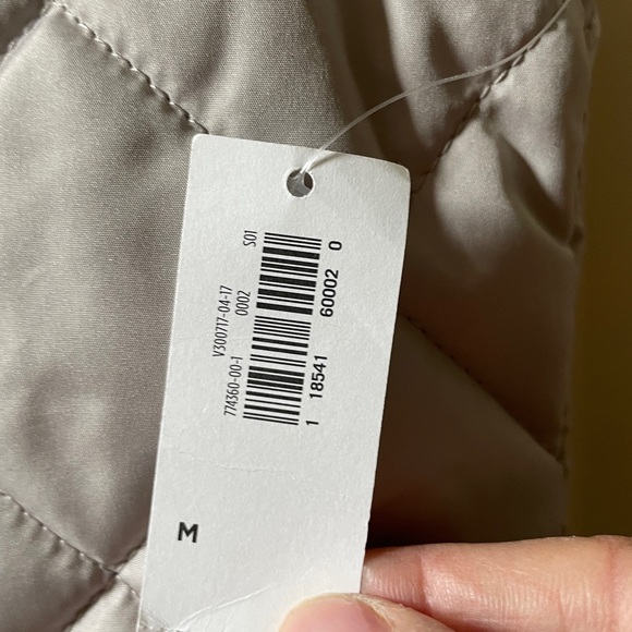 NWT Old Navy Quilted Vest in Steel wool color (light gray/taupe) - Picture 7 of 8